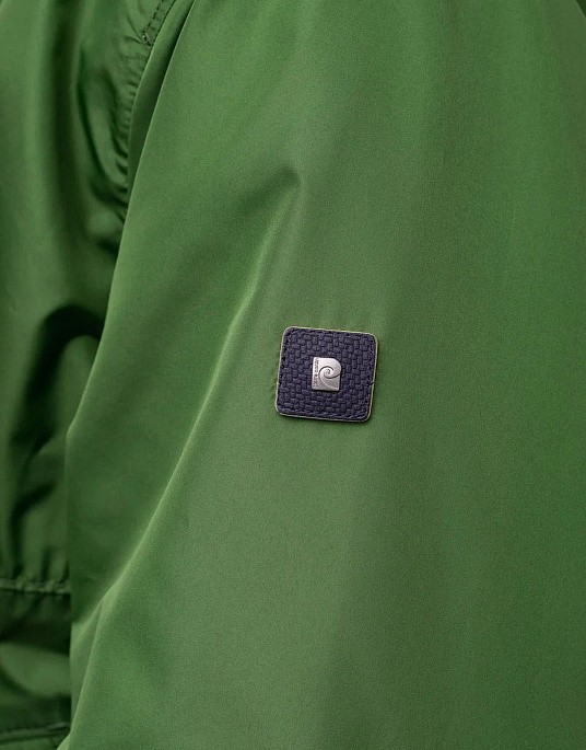 Вітровка Pierre Cardin із колекції Air Touch  в зеленому кольорі