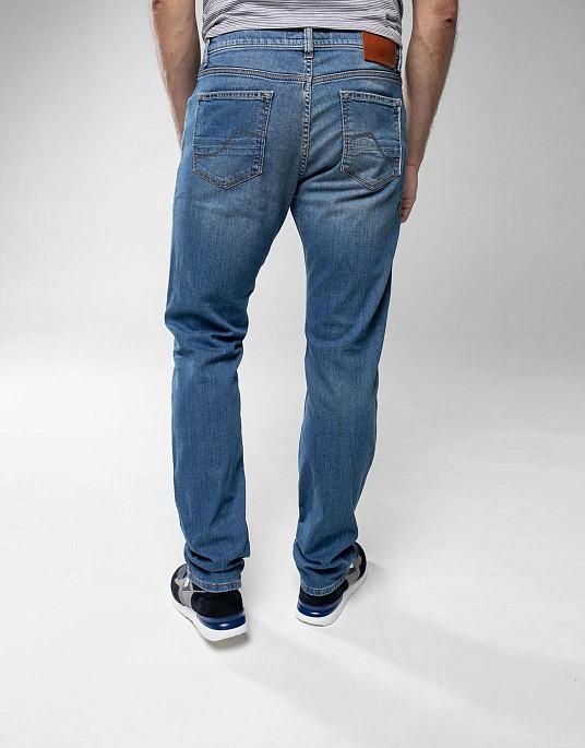 Pierre Cardin jeans from the Premium Selvedge collection in blue
