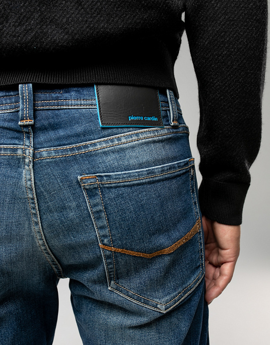 Pierre Cardin jeans from the Future Flex collection in blue