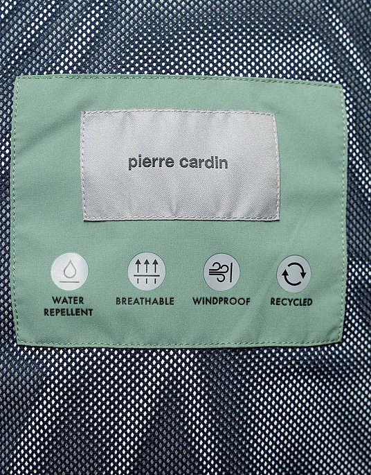 Pierre Cardin windbreaker in green color