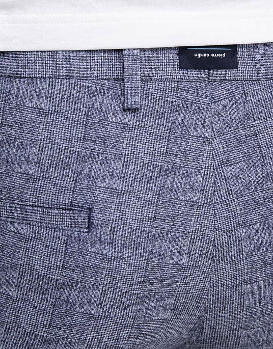Костюм Pierre Cardin з колекції Future Flex в сіро-блакитному відтінку