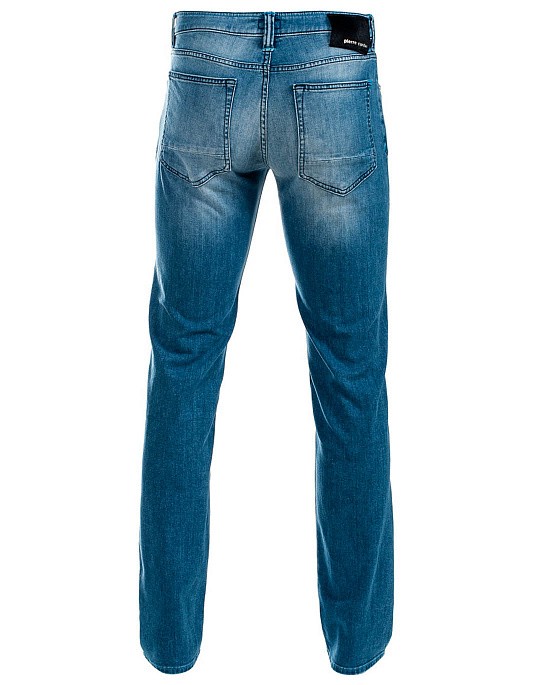Pierre Cardin jeans from the Le bleu capsule collection