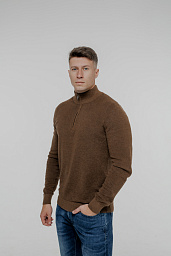 Pierre Cardin sweater with a zippered collar
