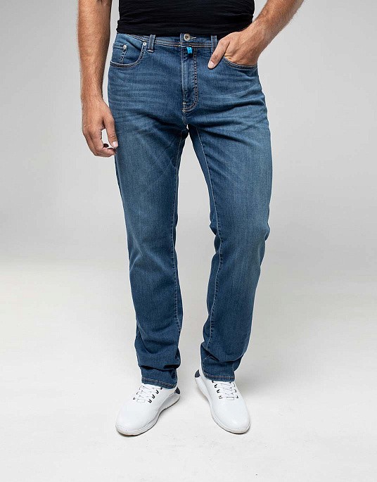 Pierre Cardin jeans from the Future Flex collection in blue
