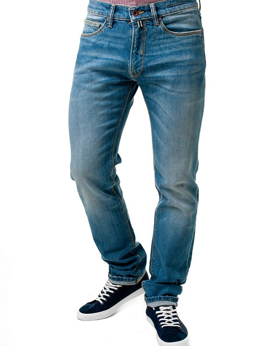 Pierre Cardin jeans from the Art&Craft collection in blue with fading