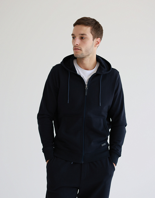 Set Tracksuit + basic t-shirt from Pierre Cardin