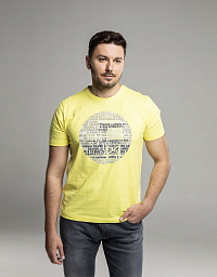 Pierre Cardin T-shirt from the Future Flex collection in yellow