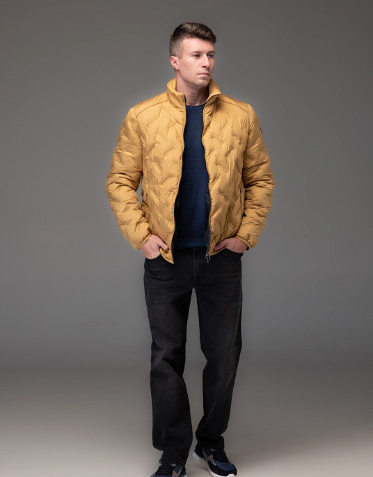 Pierre Cardin jacket in yellow color is shortened