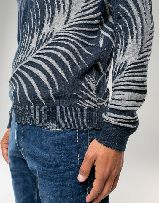 Pierre Cardin jumper from the Future Flex collection with a print