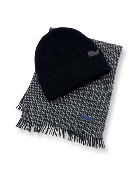 Подарунковий набір для чоловіків: шапка та шарф від Pierre Cardin