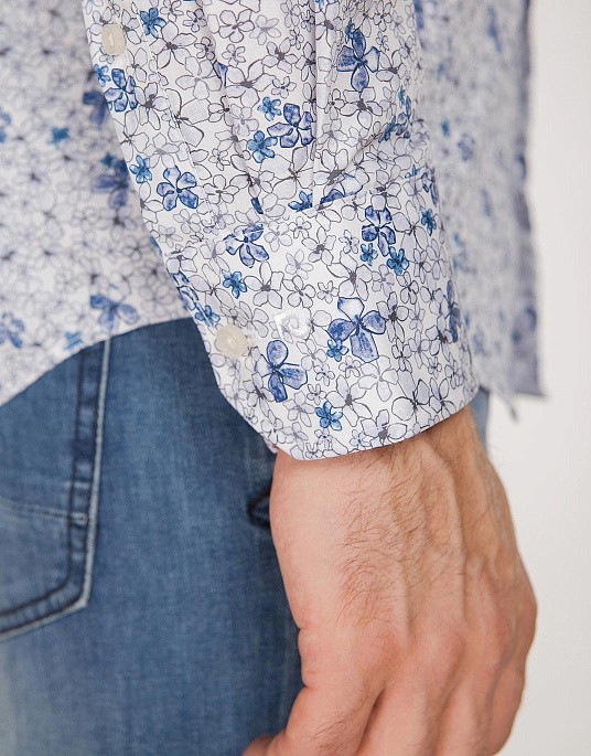 Pierre Cardin shirt from the Future Flex collection in blue with a floral print