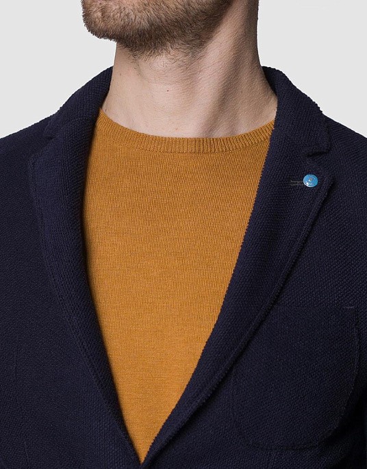Pierre Cardin jacket from Future Flex collection in blue
