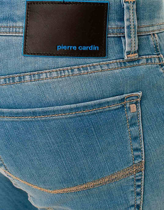 Джинси Pierre Cardin з колекції Future Flex в світло-блакитному кольорі з потертостями