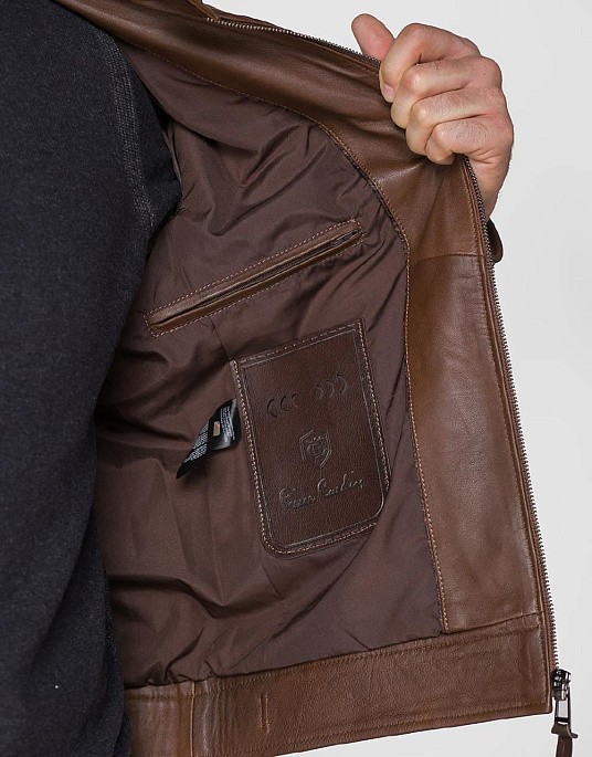 Шкіряна куртка Pierre Cardin в коричневому кольорі