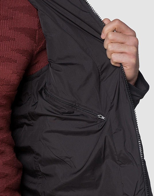 Куртка Pierre Cardin з колекції Future Flex у чорному кольорі.