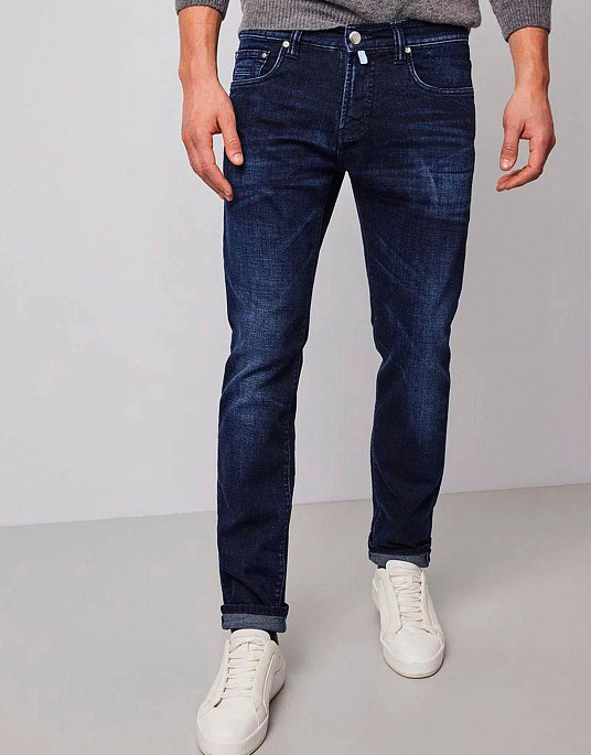 Pierre Cardin men's blue jeans segment Le bleu