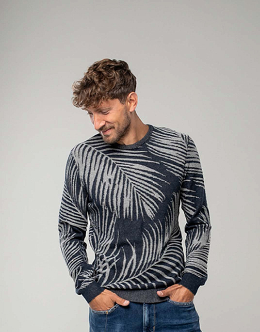 Pierre Cardin jumper from the Future Flex collection with a print