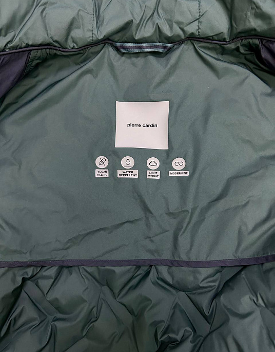 Pierre Cardin jacket in green color is shortened