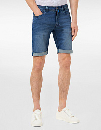 Pierre Cardin shorts from the Future Flex collection in blue with scuffs