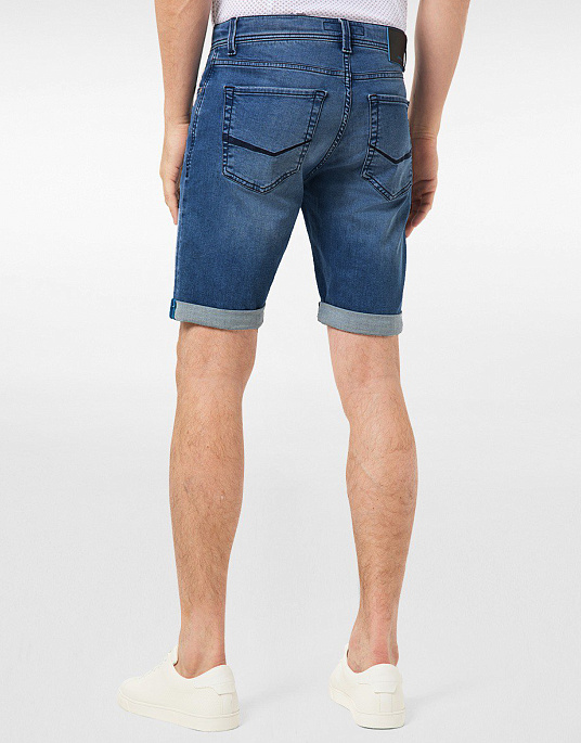 Pierre Cardin shorts from the Future Flex collection in blue with scuffs