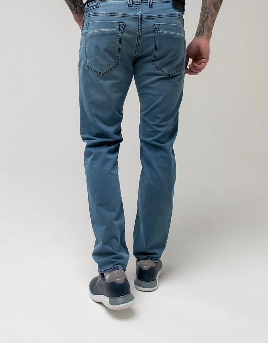 Pierre Cardin jeans from the Future Flex Travel Comfort collection in blue