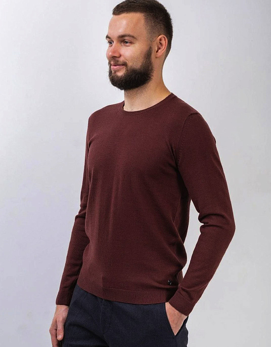 Pierre Cardin pullover from the Voyage collection in burgundy