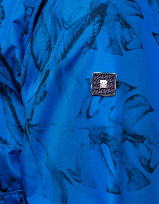 Ветровка Pierre Cardin из коллекции  Air Touch в ярко - синем цвете