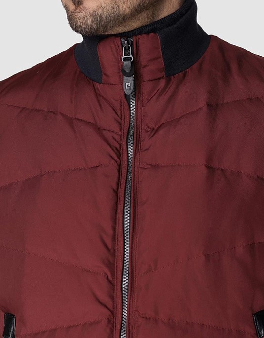 Куртка-жилет від Pierre Cardin у бордовому кольорі