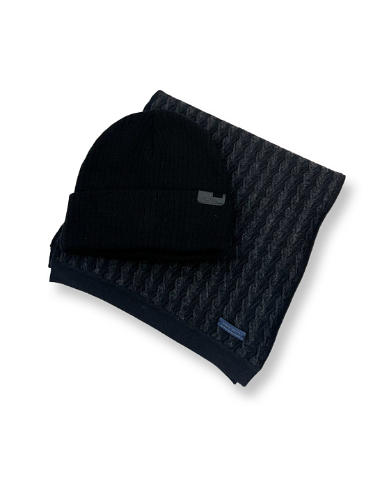 Подарунковий набір для чоловіків: шапка та шарф Pierre Cardin у черному кольорі