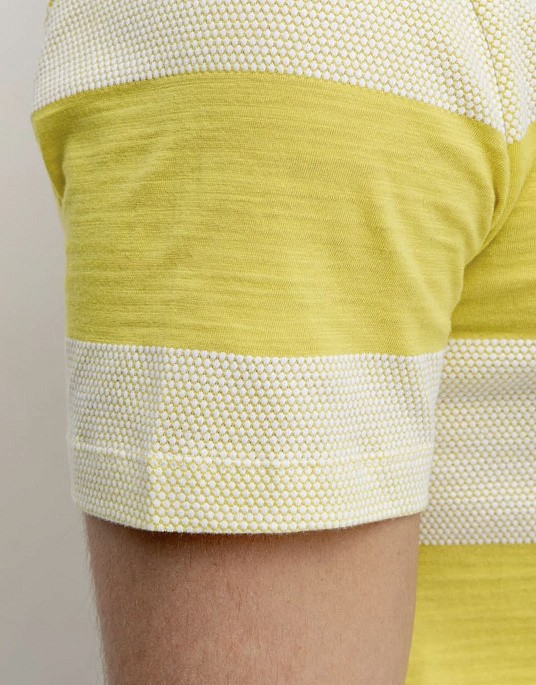 Поло Pierre Cardin з колекції Future Flex в жовтому кольорі в білу смужку