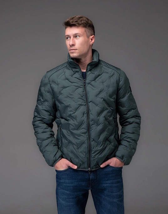 Pierre Cardin jacket in green color is shortened