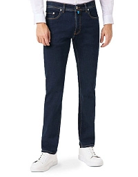 Pierre Cardin jeans from the Future Flex collection in blue