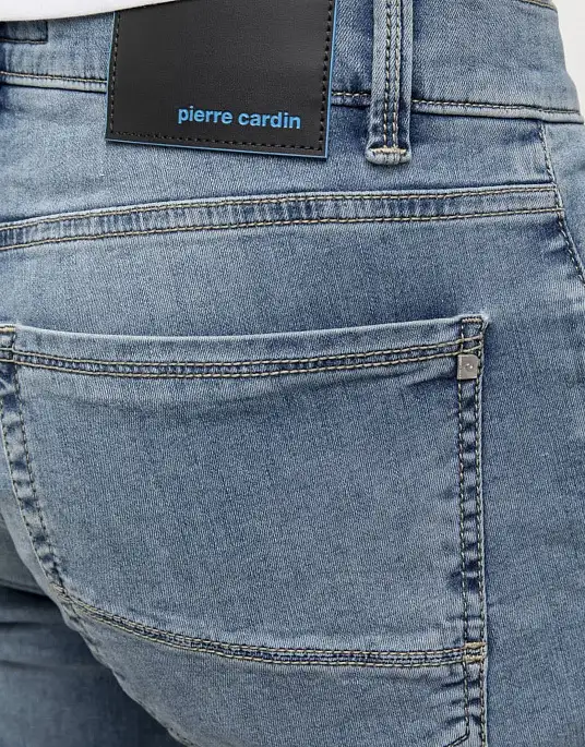 Pierre Cardin jeans from the Future Flex collection in blue