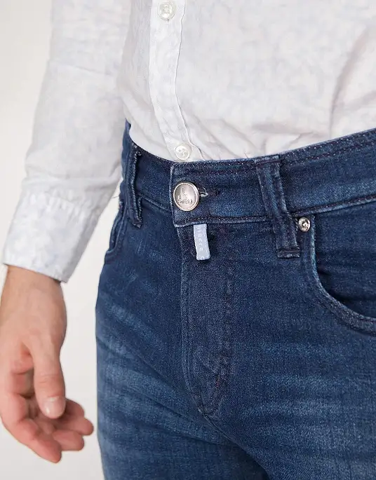 Pierre Cardin jeans from the exclusive Le bleu collection in blue distressed