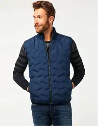 Жилет Pierre Cardin из коллекции Future Flex в синем цвете