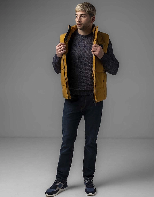 Pierre Cardin jeans from the Future Flex collection in blue