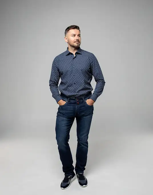 Jeans blue with frayed from the Denim Knit collection by Pierre Cardin