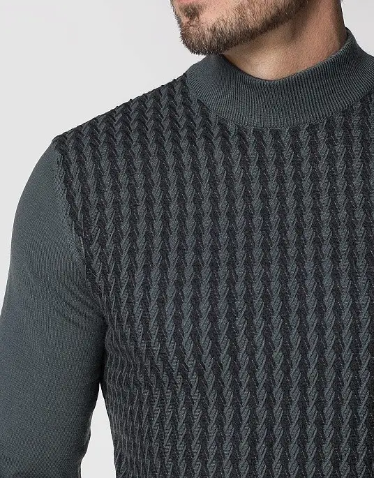 Pierre Cardin golf from the Future Flex collection in khaki