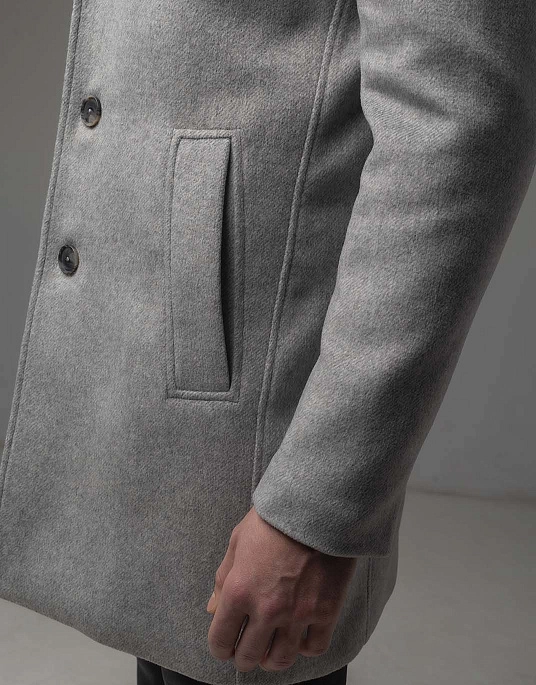 Пальто Pierre Cardin у сірому кольорі