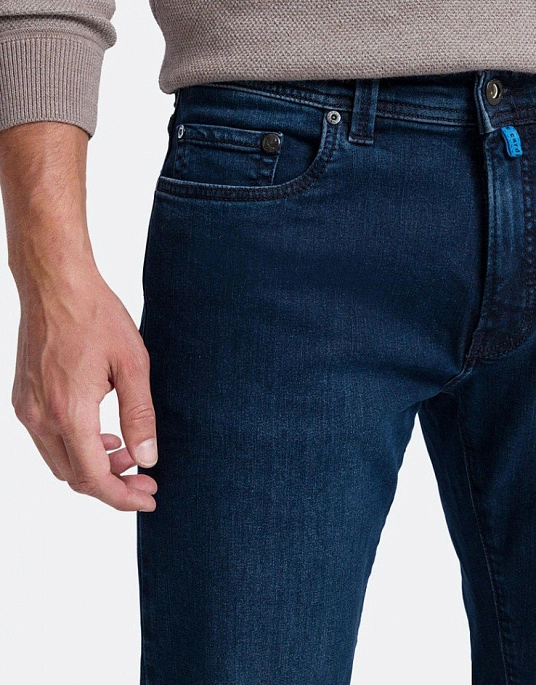 Pierre Cardin jeans from the Future Flex collection in blue