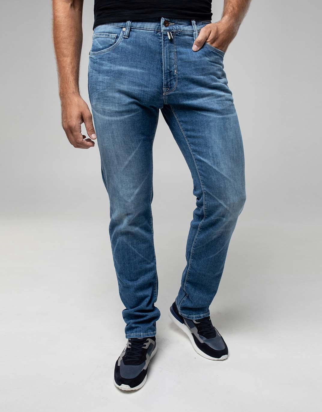 exegese Aanbeveling Ongeschikt ⏩Pierre Cardin jeans from the Art & Craft collection in distressed blue  952/02/3003 ᐈ Price 3173 UAH ᐈ Buy in the online store Pierre Cardin